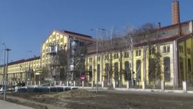 VIDEO Fabricile emblemă ale României, pe butuci. Acestea încep să dispară pe rând